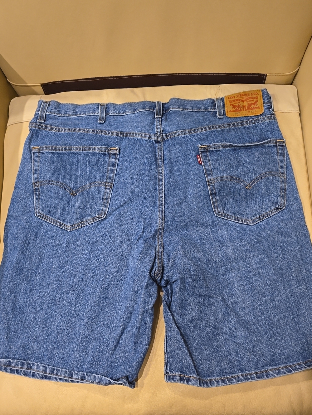 Levi's Men's Relaxed Fit Blue Denim Shorts - Classic Back Pocket Style